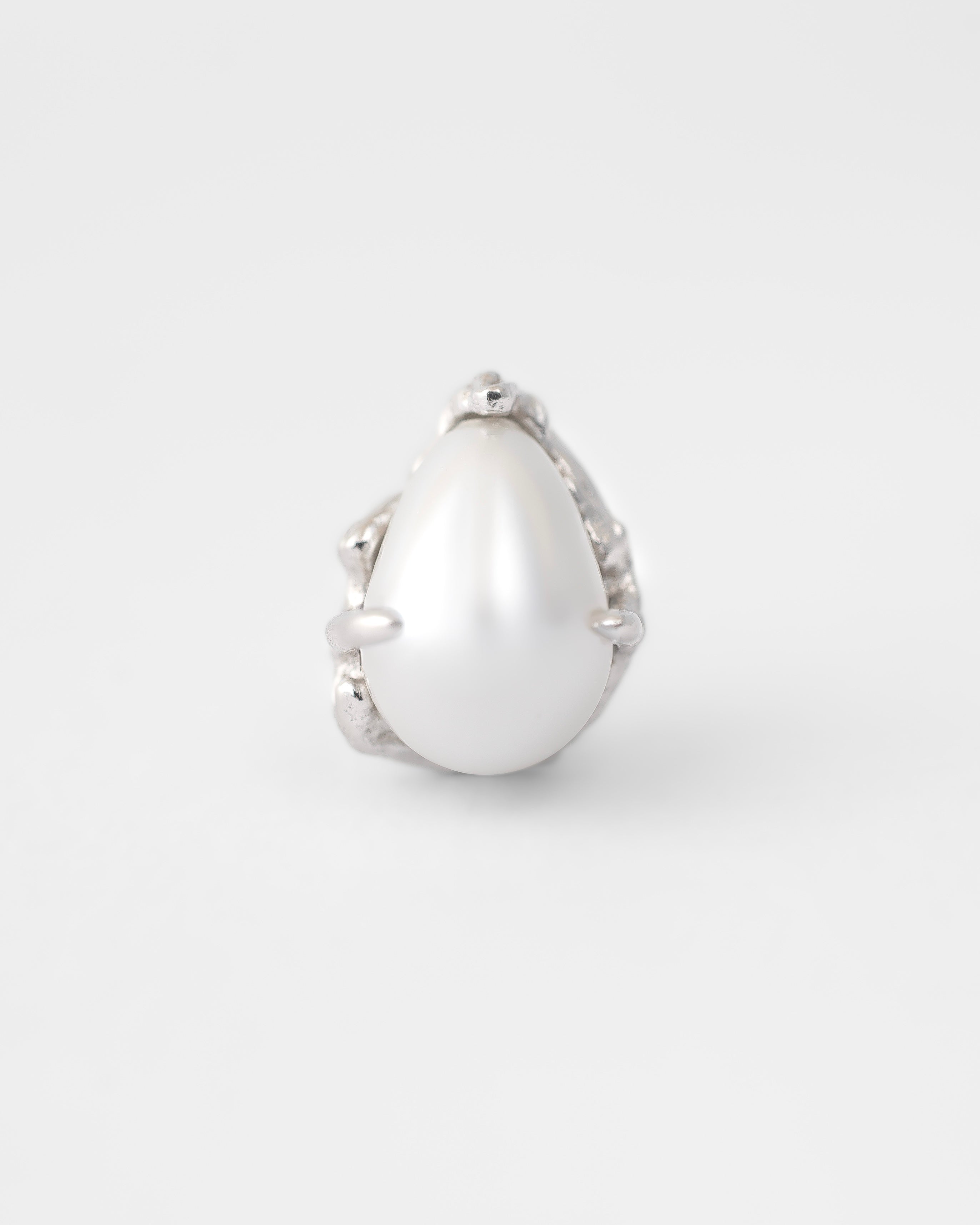 Droplet Pearl Studs | Silver